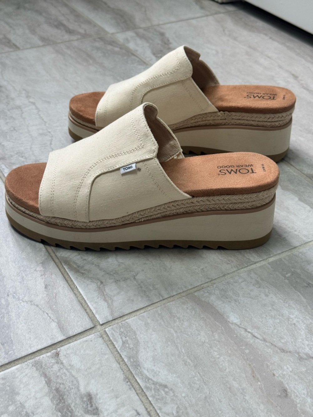 Toms Cream Canvas Slide Mules with Brown Footbed Size 10